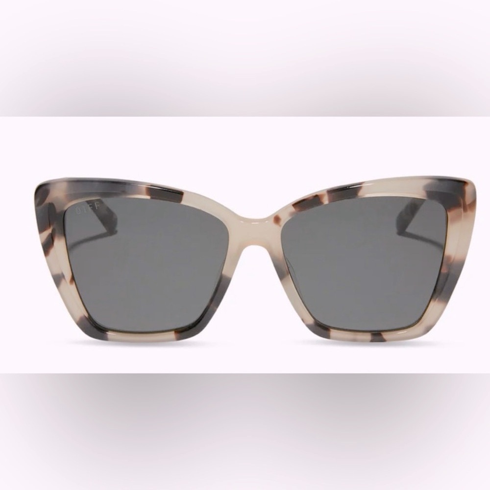 DIFF Stylish Tortoiseshell Sunglasses
